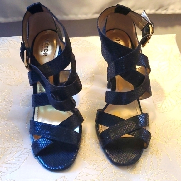 Victor Alfaro Black Strap Sandals Size 8.5 - Picture 1 of 11